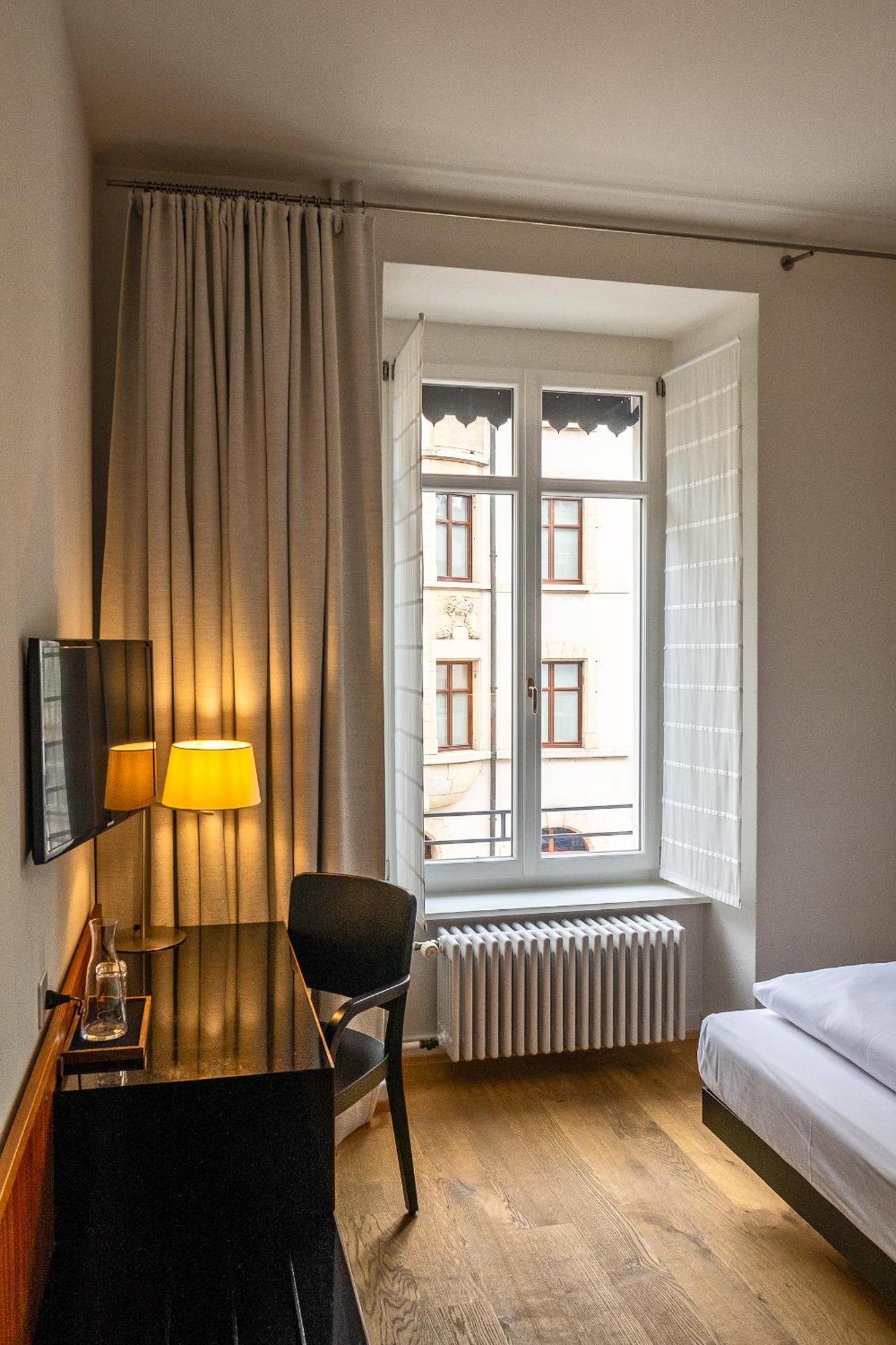 Small Single Room City View